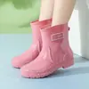 Zapatos de agua de moda cortos, botas de lluvia impermeables con cordón, botas de lluvia resistentes al desgaste hasta la pantorrilla, zapatos de goma cálidos para cocina, zapatos antideslizantes para mujer