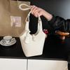 Bolsa Saco Moda Coreana para Mulheres 2026 Novo Modelo Simples Versátil Nicho Bolsa de Ombro Tendência Bolsa Transversal para o Dia a Dia