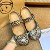 Accesorios para zapatos de ballet con estampado de leopardo DIY, estrellas de felpa adecuadas para zuecos, dijes de zapatos de moda y versátiles, hebillas decorativas de Gato KT
