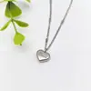 Collar de Acero Inoxidable para Mujer Joyería de Nicho Versátil Colgante de Cobre Cadena Elegante para Clavícula Joyería Cadena de Lujo Ligero