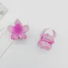 Grampo de Tubarão Flor Plumeria Multicor Degradê Pequeno 4cm Transfronteiriço Estilo Doce de Férias Presilha de Cabelo Acessório de Cabelo Mais Vendido na Amazon