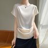 2025 primavera y verano nuevo satén sedoso camiseta de manga corta con cuello de una línea para mujer diseño de alta gama top plisado en la cintura