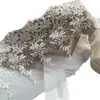 Ribete de Encaje Floral Bordado en Malla Blanca Exquisito de 16 cm de Ancho para Velos de Boda, Vestidos de Muñeca Princesa y Decoraciones de Faldas