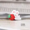 Nuevos accesorios de resina fresa conejo diy pegamento de crema parche para carcasa de teléfono móvil caja de almacenamiento para vaso de agua material para accesorios de pelo de niños
