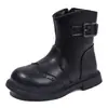 Botas estilo Martin infantis britânicas, novos modelos de outono e inverno, botas curtas macias antiderrapantes para meninas, botas pretas de couro de camada única para meninos