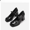Sapatos Femininos Sapatos Mary Jane Franceses Novos Sapatos Pequenos de Couro Salto Grosso Quadrado para Mulheres