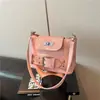 Bolso de Hombro con Hebilla de Cierre de Diseño de Nicho 2026 Nuevo Estilo Bolso de Hombro de Moda Bolso de Motociclista para Chica Popular Bolso de Mano para Viajes