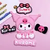Kuromi Sentada Dibujo Animado Pegamento Suave Accesorios para Joyería DIY Paquete de Materiales para Funda de Teléfono Celular Zapatos con Agujeros Decorativos para Equipaje Hechos a Mano