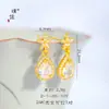 Pendientes de Lujo Estilo Chino Nuevo con Flor de Peonía Chapada en Oro y Diseños de Tulipán Gota de Agua, con Incrustaciones de Diamante y Fuerte Retención del Color
