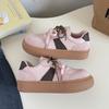 Sapatos De Xun fofos feios adoráveis couro de vaca cabeça redonda sapatos brancos pequenos 2025 primavera novo sapatos casuais para meninas XY-A500