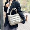 Bolso de mano de gran capacidad, informal, coreano, con un diseño distintivo de nicho, para invierno de 2024