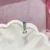 Brincos de argola em aço titânio de grau médico em formato de cruz nas cores verde Paraíba e verde menta, argolas com pino reto, tarrachas para cartilagem da orelha e joias de orelha