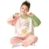 Pijama Infantil Madre-Hija Niños Otoño/Invierno Felpa Coral Cálido Niños Medianos y Grandes 2026 Nuevo Franela Ropa de Casa