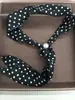 Bufanda de Seda Estilo Coreano Lujo Ligero Collar con Colgante de Perlas Cadena para Suéter Moda Viaje Casual Cadena de Suéter Collar de Lujo Ligero Sensación de Alta Gama Venta al por Mayor