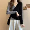 Suéter de punto base con cuello en V de tela de terciopelo Andi para mujer, prenda interior de otoño, que oculta el abdomen, top irregular elegante