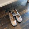 Sapatos Mary Jane Estilo Ballet Retrô Francês para Mulheres 2026 Novos Versáteis Confortáveis Casuais Planos de Boca Rasa Sapatos Individuais