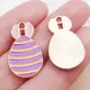 Nuevo Dibujo Animado Lindo Conejo Huevo de Pascua Goteo de Aceite Colgante de Aleación de Zinc Colgante Accesorios de Joyería para Pulsera DIY