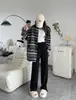 Pantalones Milkshake, Pantalones de Cachemira Toalla para Mujer, Pantalones Casuales Rectos Suaves Forrados de Felpa para Otoño e Invierno, Versión Estrecha Pantalones de Lana Caídos de Pierna Ancha