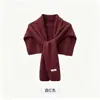 Chal coreano de otoño e invierno para mujer, protector solar, color liso, tejido, con cuello postizo, pañuelo cuadrado pequeño, chal versátil para los hombros