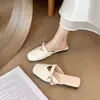 Medias Pantuflas Cerradas de Color Sólido Estilo Coreano para Mujer, Uso Exterior, Nuevo Estilo Verano 2026, Tacón Grueso, Sandalias de Moda Inspiradas en Chanel