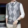 6 Colete de Tricô de Lã Masculino para Meia-Idade e Idosos Roupas de Outono e Inverno 350g Elegante Padrão de Diamante Gola V Aconchegante Colete Suéter
