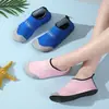 Sapatos de Praia Novos Modelo Transfronteiriços para Adultos Homens e Mulheres, Sapatos Aquáticos Antiderrapantes, Natação Corrida Descalça Yoga Fitness Sapatos Macios