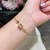 Collar de resorte cero Baojia de alta gama para mujer, fabricado con precisión CNC, cadena para clavícula bv de oro v, chapado grueso de 18 quilates, versátil y sofisticado