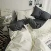 Juego de ropa de cama de cuatro piezas de algodón lavado de color sólido estilo Ins, sábana y funda de edredón ultrasuaves grado A para madre y bebé, juego de tres piezas para dormitorios de estudiantes