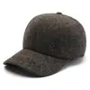 Nova Touca de Baseball Masculina para Meia-Idade e Idosos de Inverno Proteção contra Frio ao Ar Livre Proteção Auricular Aquecimento Bordado Boné com Aba de Pato Chapéu de Algodão Espesso Aveludado