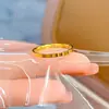 Anillo de Cruz Banda Lisa Versátil Clásico Simple Lujo Ligero Exquisito Anillos de Pareja Dedo Índice Anillo de Cola Nudo