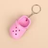 Regalo mayoreo creativo mini pantuflas pareja colgante para coche lindo colgante para bolsa simulación zapatos con agujeros llavero