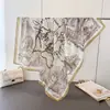 Lenço Grande Quadrado Estampado em Seda Imitação de Animal, Xale, Lenço de Cabeça, Toalha de Praia, Protetor de Pescoço, Lenço de Pescoço, Lenço Decorativo Feminino