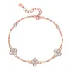 Pulsera de trébol de cuatro hojas de plata de ley S925 para mujer, lujo ligero, nicho, sensación de alta gama, microincrustada con flores de diamante, joyería hecha a mano, fabricantes, venta al por mayor