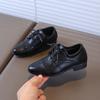 Sapatos de Couro para Meninos Novo Estilo Britânico de Bico Fino de Amarrar Sapatos de Desempenho para Aprendizagem de Meninos Sapatos de Desempenho com Sola Macia