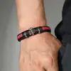 Pulsera de Cuero Tejido Hecha a Mano para Hombre Estilo Simple Europeo y Americano con Cierre Magnético Personalizado y Accesorio de Diseño de Calavera