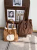 Otoño e Invierno Nuevo Lindo Bolso Tote de Cordón de Lana de Cordero Cruzado Comercio Exterior Atmósfera Invernal Bolso de Hombro Único Lindo Bolso para Mujer