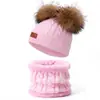 Gorro de lana para niños de pelo real de mapache, gorro con dos pompónes, conjunto de bufanda de dos piezas, gorro de punto nuevo, juego de cuello acolchado con terciopelo