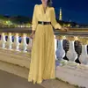 Camisa Europeia e Americana Nova Moda Gola V Manga Longa, Calça de Perna Larga com Lantejoulas para Look Elegante Afinando a Cintura - com Cinto