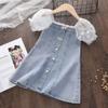 Moda Infantil Vestido Elegante Verano Nuevo Niñas Elegante Perla Seersucker Costura en la Manga Suave Mezclilla Vestido de Corte A