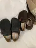 Sapatos Mary Jane com Solado Grosso, Forrados com Lã Fleece, com Detalhe de Pelo para Mulheres, Lançamento Outono/Inverno 2025, Sapatos Quentes de Algodão, Salto com Bolsa de Lã de Cordeiro, Birkenstocks
