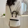 2026 Bolso de Paja Tejida con Conchas de Verano Nuevo Estilo con Elegante Diseño de Contraste de Color para Vacaciones en la Playa, Bolso de Mano y Cruzado