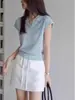 Camisa polo de gelo azul, camiseta de manga curta para mulheres, estilo fino de verão, tamanho petite, ombro normal, gola V, mangas pequenas tipo babado, top curto, algodão