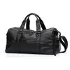 Bolsa Fitness Masculina Impermeável Bolsa de Mão Casual Tendência Ombro Transversal Bolsa de Viagem Separada Seco e Molhado Bolsa Esportiva de Couro para Treino