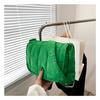 Chaqueta acolchada de algodón bolsa pequeña 2023 otoño nuevo bordado a cuadros bolsa para axila chaqueta de plumón simple color liso retro bolso de hombro