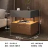 Mesa de cabeceira minimalista italiana, armário de cabeceira moderno flutuante de madeira maciça com luz de sensor, armário de armazenamento modular estilo quarto