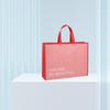 Bolsa de Mão TNT Personalizada Laminada Sacola de Compras para Loja de Roupas Embalagem Personalizada para Publicidade com Logotipo Estampado