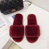 Moda Plush Outono e Inverno Casa Interior Celebridade da Internet Chinelos de Algodão Peludo para Mulheres Sapatos Baixos para Usar Fora Sola Antiderrapante Chinelos