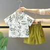 7859 Conjunto de Camisa de Verano para Niños 2026 Nuevo Estilo Conjunto de Dos Piezas con Shorts para Niños Ropa de Verano para Bebés Ropa de Moda Tendencia