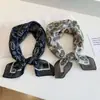 Estilo Japonés Ligero Retro Arte Apilado Usando Estilo Mori Cardo Cuadrado Pequeño Bufanda Bufanda de Seda para Viajero Bufanda para la Cabeza Bufanda de Algodón Lino Estilo Coreano