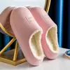 Nuevas zapatillas de algodón impermeables de comercio exterior transfronterizo para otoño e invierno para uso doméstico, zapatillas de algodón antideslizantes para interiores con forro de felpa, adecuadas para usar en exteriores y para el calor del hogar